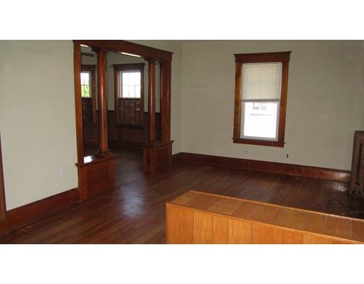 34 Greendale Ave, Worcester, MA 01606 photo 4