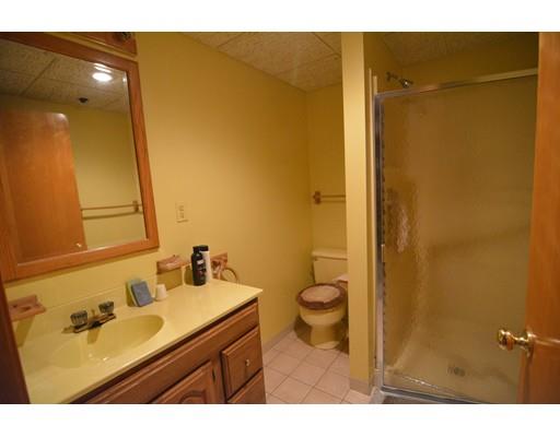 74 Bray St, Chicopee, MA 01020 photo 5