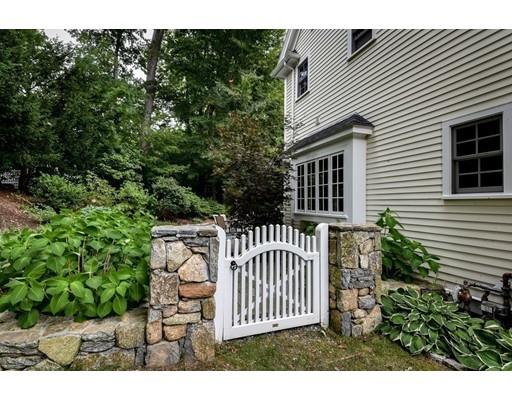 8 Thackeray Rd, Wellesley, MA 02481 photo 24
