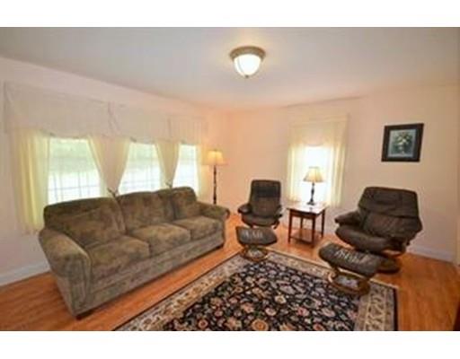 552 Ryan Rd, Northampton, MA 01062 photo 4