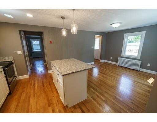 268 High St, Reading, MA 01867 photo 6