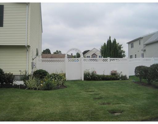 111 Emerald Dr, Lynn, MA 01904 photo 2