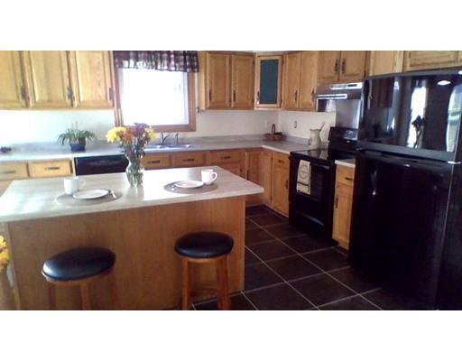 17 Prospect St, Ware, MA 01082 photo 8