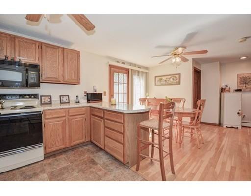 3 Lorraine Rd, Worcester, MA 01604 photo 8