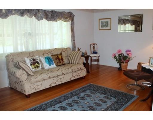 1349 Parker St, Springfield, MA 01129 photo 4