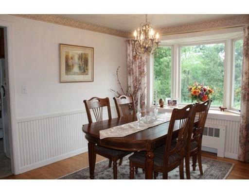 1349 Parker St, Springfield, MA 01129 photo 5