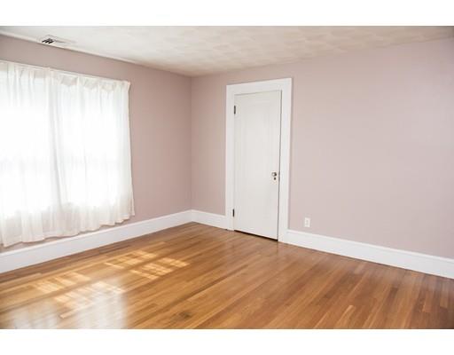 159 Shefford St, Springfield, MA 01107 photo 12