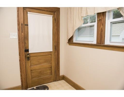 159 Shefford St, Springfield, MA 01107 photo 8