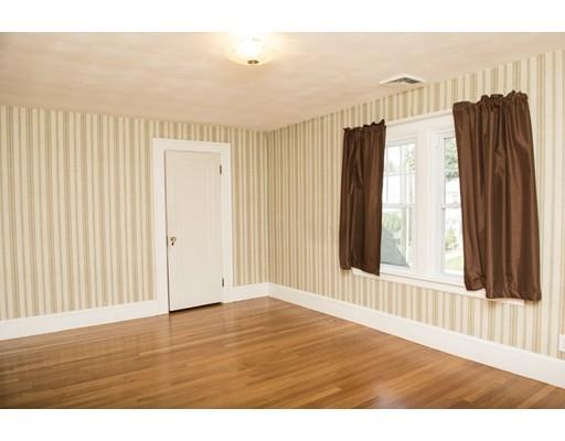 159 Shefford St, Springfield, MA 01107 photo 17