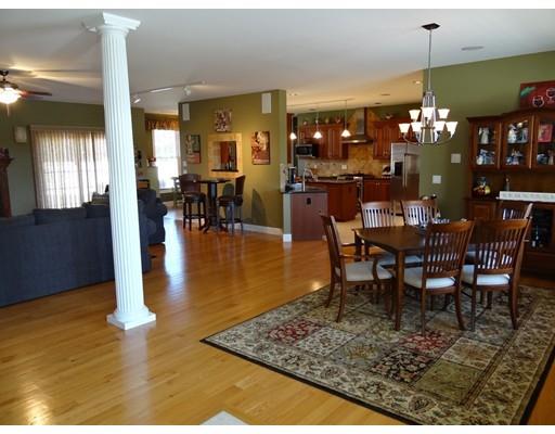 117 Caddyshack Dr, Chicopee, MA 01020 photo 3