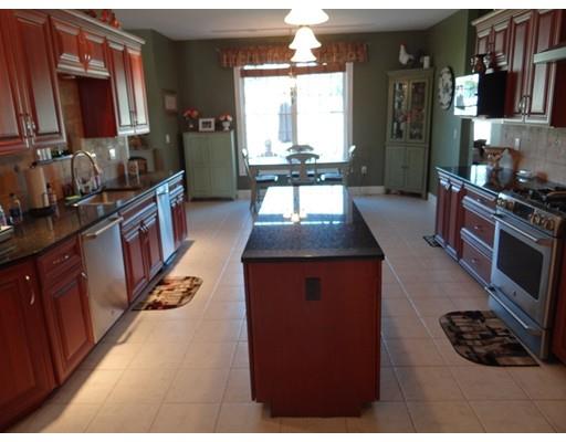 117 Caddyshack Dr, Chicopee, MA 01020 photo 8