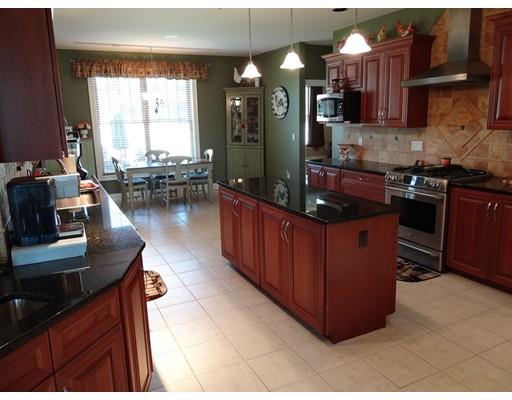 117 Caddyshack Dr, Chicopee, MA 01020 photo 7