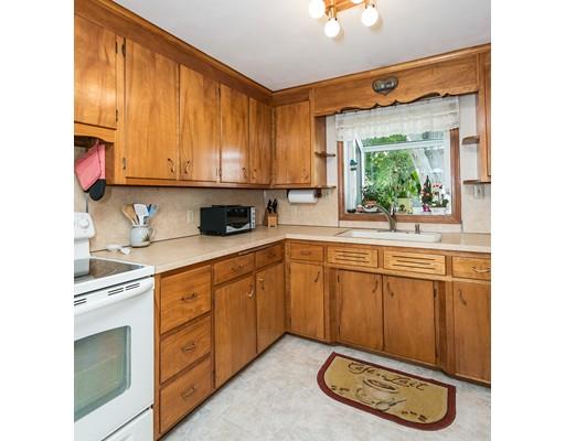 200 Harkness Ave, Springfield, MA 01118 photo 14