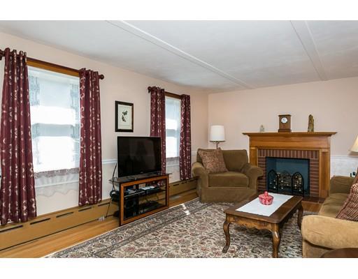 200 Harkness Ave, Springfield, MA 01118 photo 9