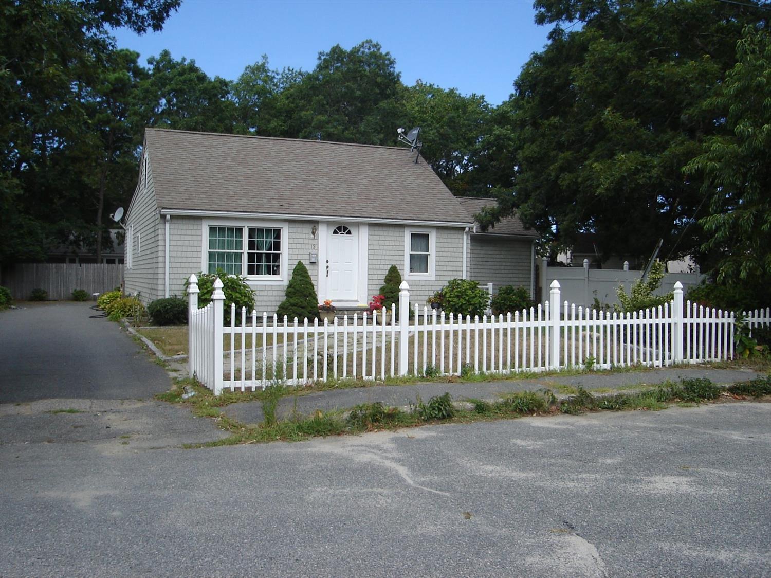 13 Brookshire Rd, Hyannis, MA 02601 photo 12