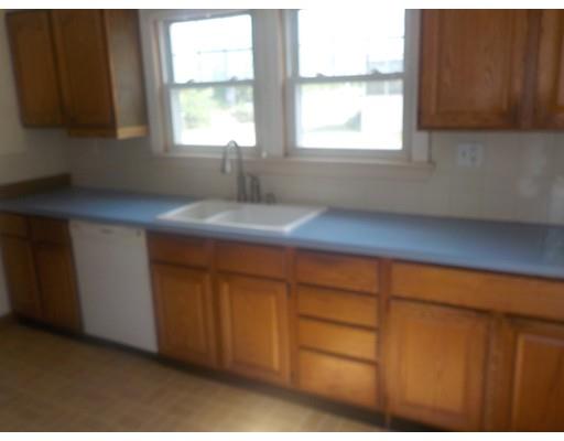 198 Thompson Rd, Webster, MA 01570 photo 3