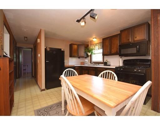 6 Penncastle St, Springfield, MA 01129 photo 10