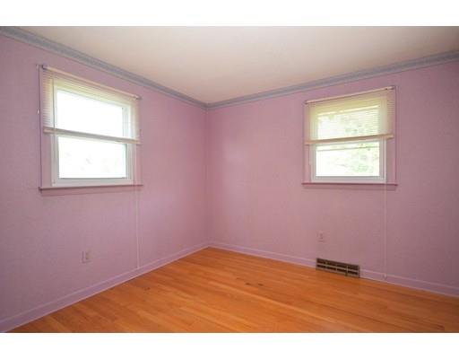 6 Penncastle St, Springfield, MA 01129 photo 18