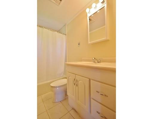 6 Penncastle St, Springfield, MA 01129 photo 17