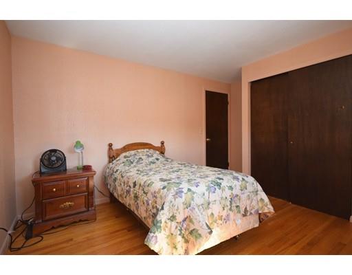 6 Penncastle St, Springfield, MA 01129 photo 16