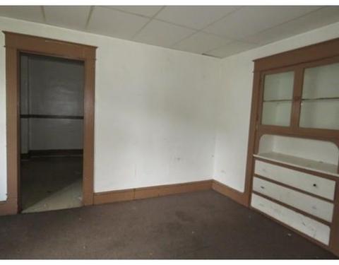 735 Union St, Springfield, MA 01109 photo 12