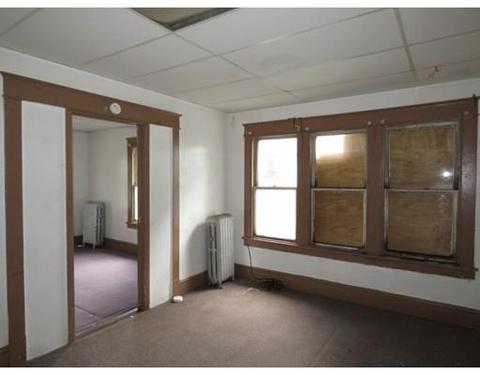 735 Union St, Springfield, MA 01109 photo 13