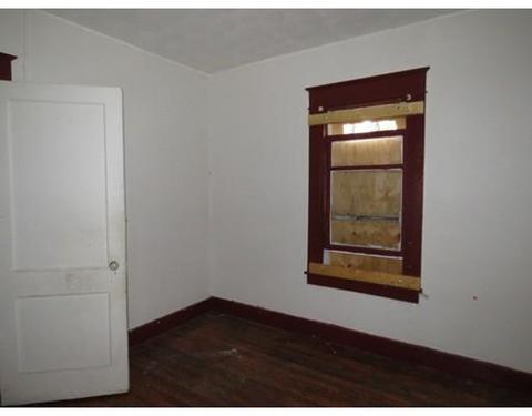 735 Union St, Springfield, MA 01109 photo 9
