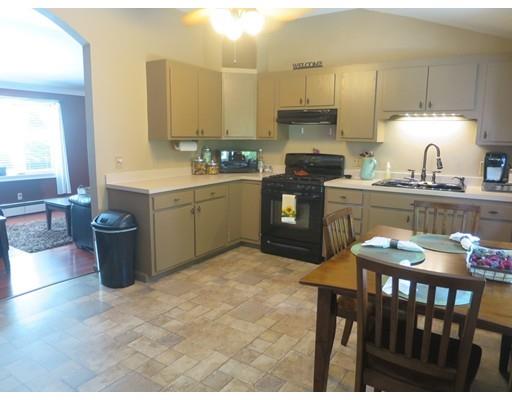 233 Corcoran Blvd, Springfield, MA 01118 photo 6