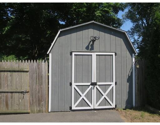 233 Corcoran Blvd, Springfield, MA 01118 photo 16