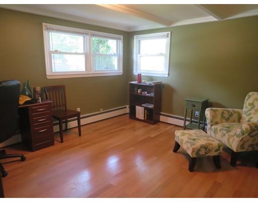 233 Corcoran Blvd, Springfield, MA 01118 photo 8
