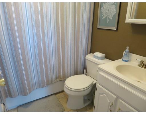 233 Corcoran Blvd, Springfield, MA 01118 photo 11