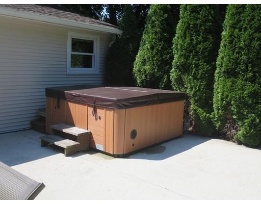 233 Corcoran Blvd, Springfield, MA 01118 photo 15