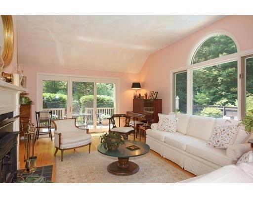7 Centre St, Dover, MA 02030 photo 8