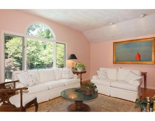 7 Centre St, Dover, MA 02030 photo 10
