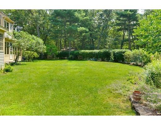 7 Centre St, Dover, MA 02030 photo 3