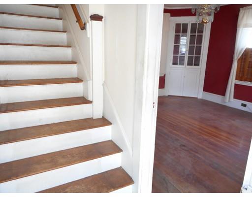 45 Wallis St, Beverly, MA 01915 photo 12