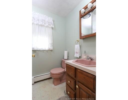 56 Summer Ave, Reading, MA 01867 photo 12