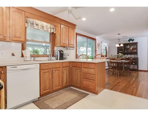 56 Summer Ave, Reading, MA 01867 photo 2