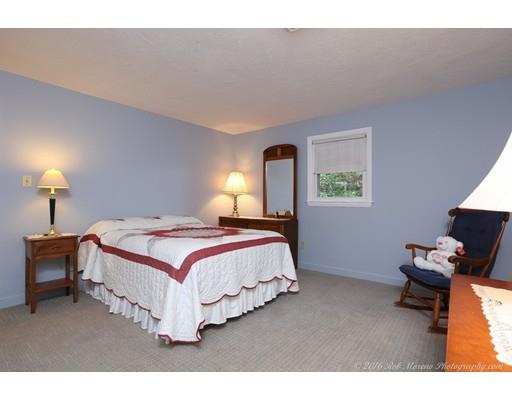 56 Summer Ave, Reading, MA 01867 photo 9