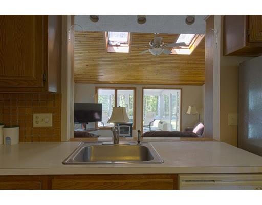 6 Hazeltine Rd, Upton, MA 01568 photo 4