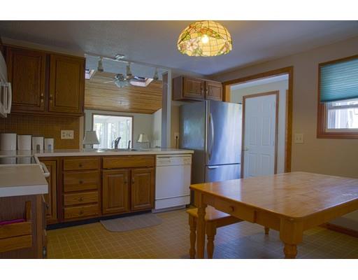 6 Hazeltine Rd, Upton, MA 01568 photo 3