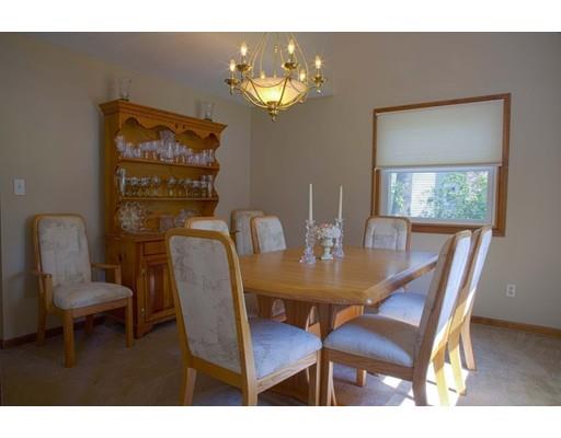 6 Hazeltine Rd, Upton, MA 01568 photo 9