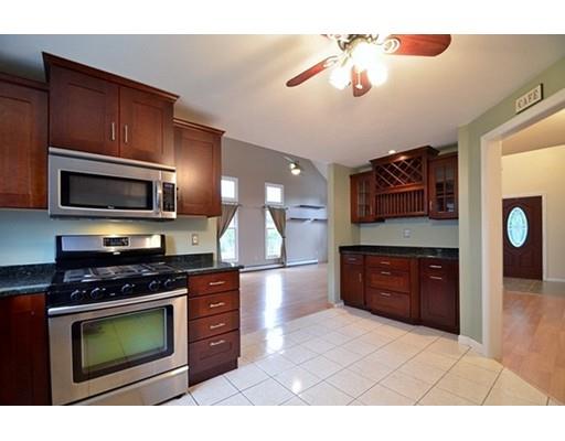 32 Sandra Dr, Worcester, MA 01604 photo 4