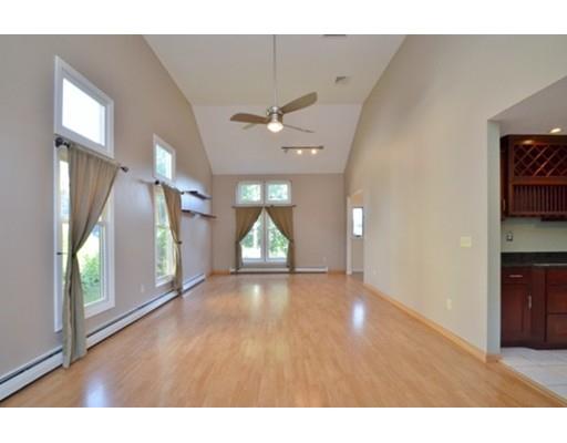 32 Sandra Dr, Worcester, MA 01604 photo 6