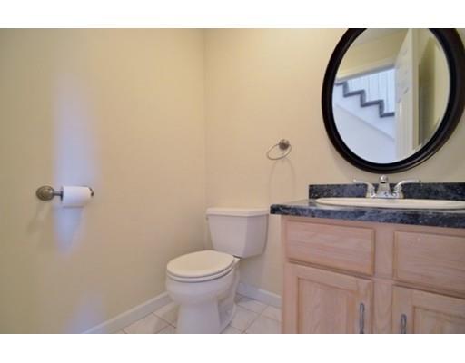 32 Sandra Dr, Worcester, MA 01604 photo 9