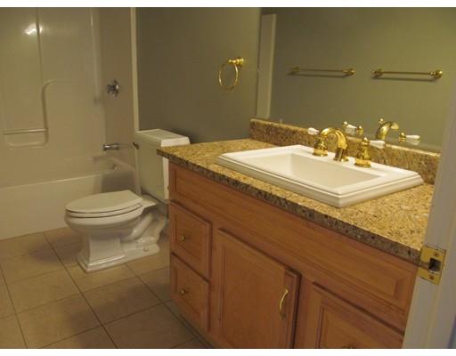 36 Aroostook St, Worcester, MA 01606 photo 11
