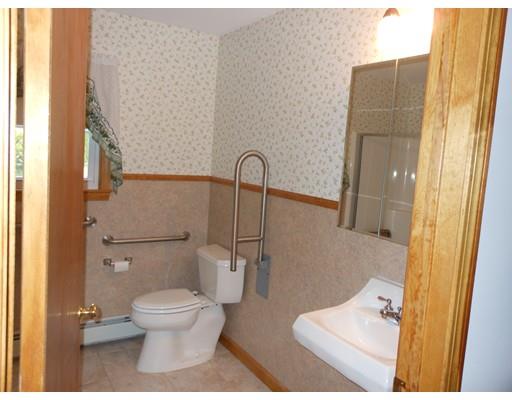 38 Doyle Ave, Springfield, MA 01104 photo 20
