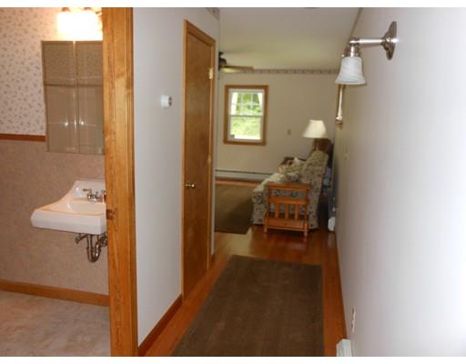38 Doyle Ave, Springfield, MA 01104 photo 18