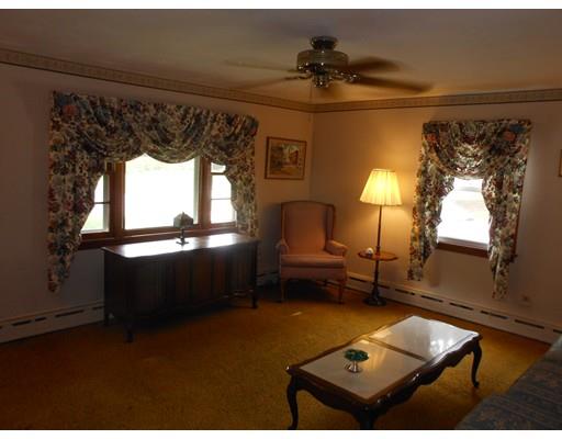 38 Doyle Ave, Springfield, MA 01104 photo 12