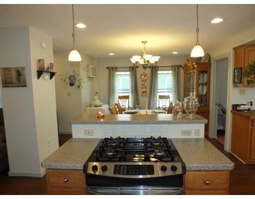 41 Margaret St, Springfield, MA 01105 photo 9